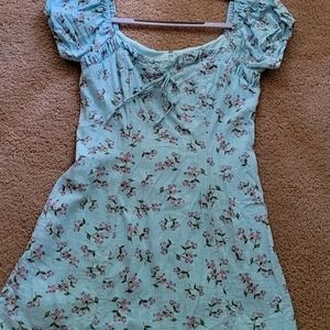 Sizs S Lily White Blue Floral peasant dress